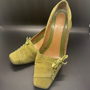 Frank Sarto green suede heels . Size 6.5